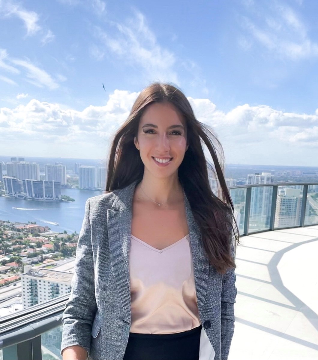 Maya Arias, Real Estate Advisor at Cervera Real Estate